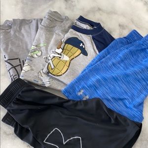 Under Armour Lot size 7 (one XXS) shirts/shorts.